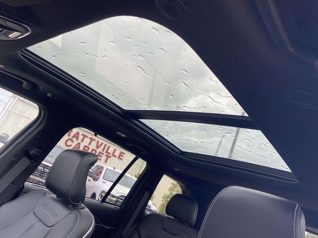 New 2025 Jeep Grand Cherokee Overland w/ Luxury Tech Group IV image 46