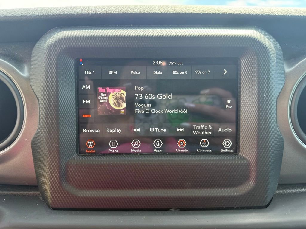 Used 2023 Jeep Wrangler Willys image 36