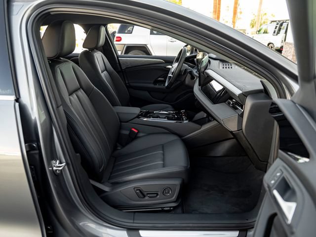 Used 2025 Audi A6 e-tron Premium Plus w/ Premium Plus AWD/4WD image 36