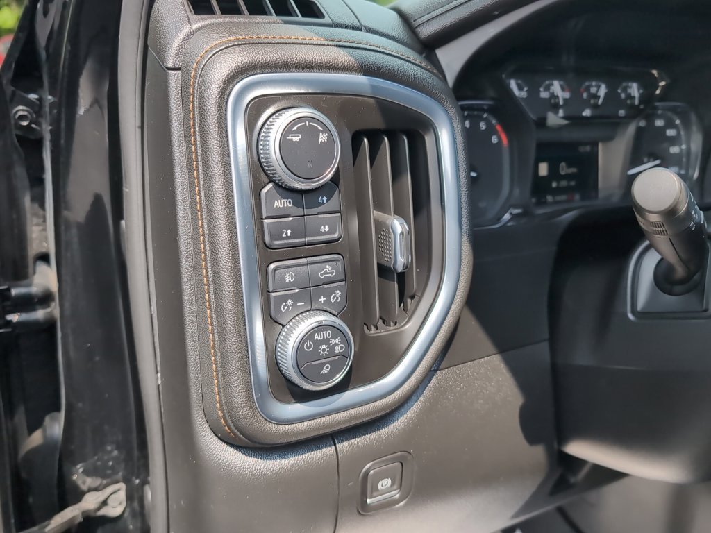 Used 2019 GMC Sierra 1500 AT4 w/ AT4 Premium Package AWD/4WD image 22