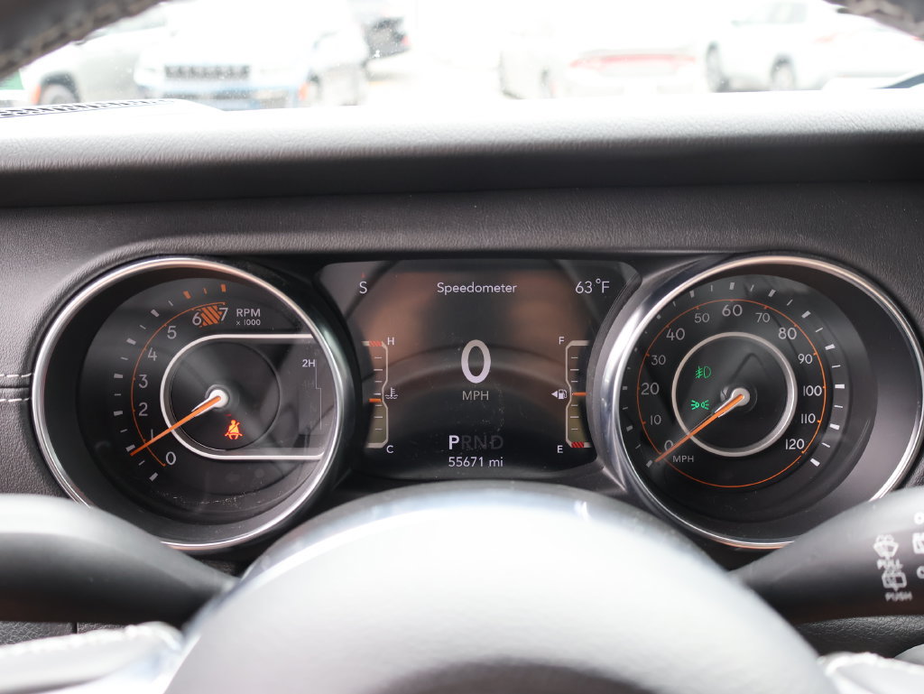 Used 2022 Jeep Wrangler Unlimited Sahara AWD/4WD image 27