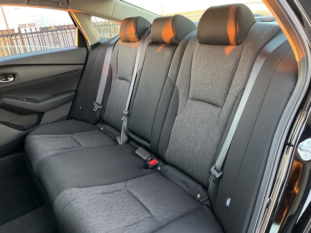 Used 2025 Honda Accord SE image 25