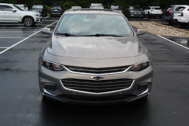 Used 2017 Chevrolet Malibu Hybrid w/ Leather Package FWD image 9
