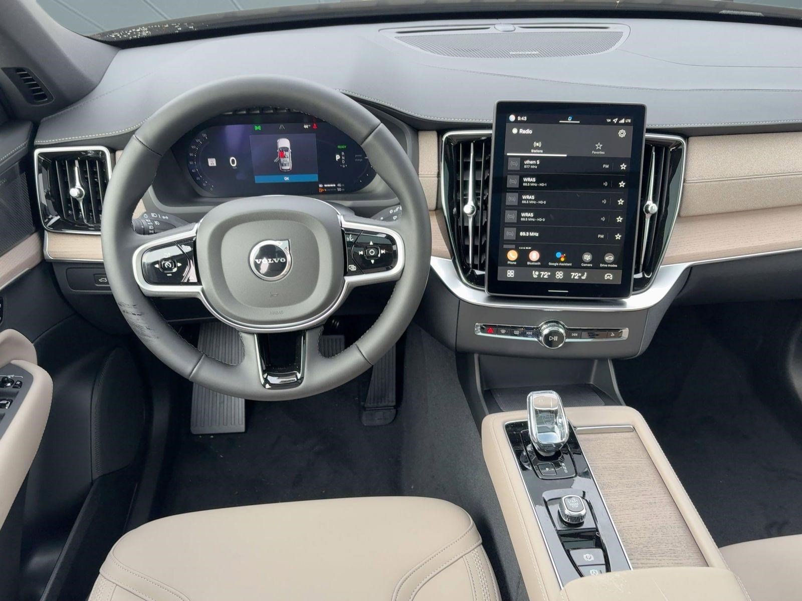New 2026 Volvo XC90 T8 Plus w/ Protection Package Premier image 28