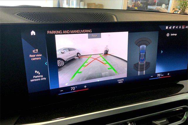 Certified 2023 BMW 330i Sedan w/ Convenience Package image 20