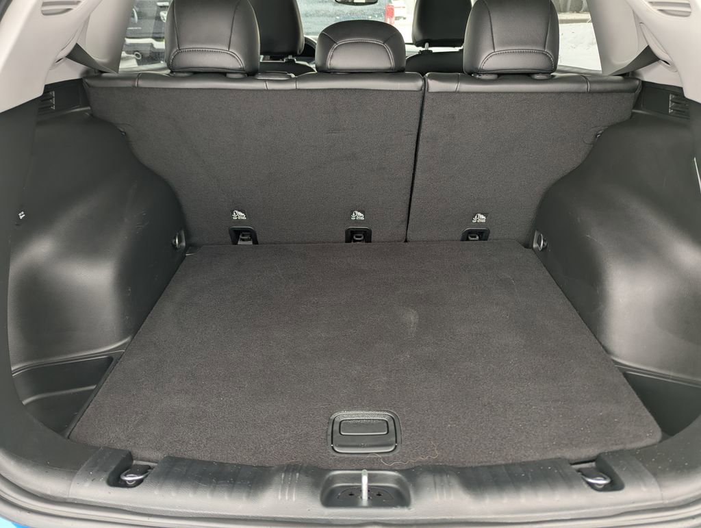 Used 2022 Jeep Compass Limited image 38