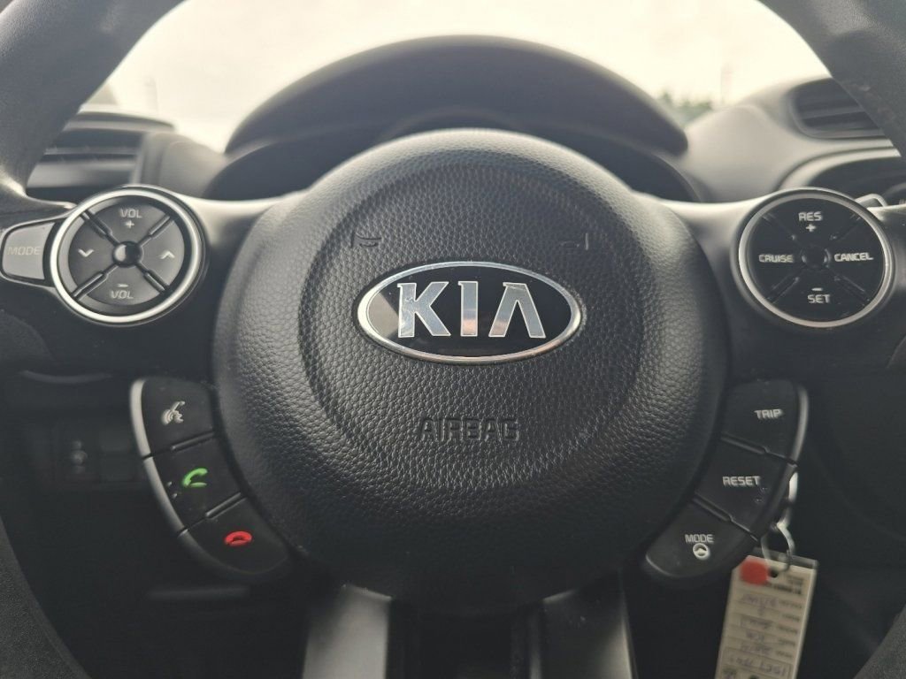 Used 2014 Kia Soul FWD image 24