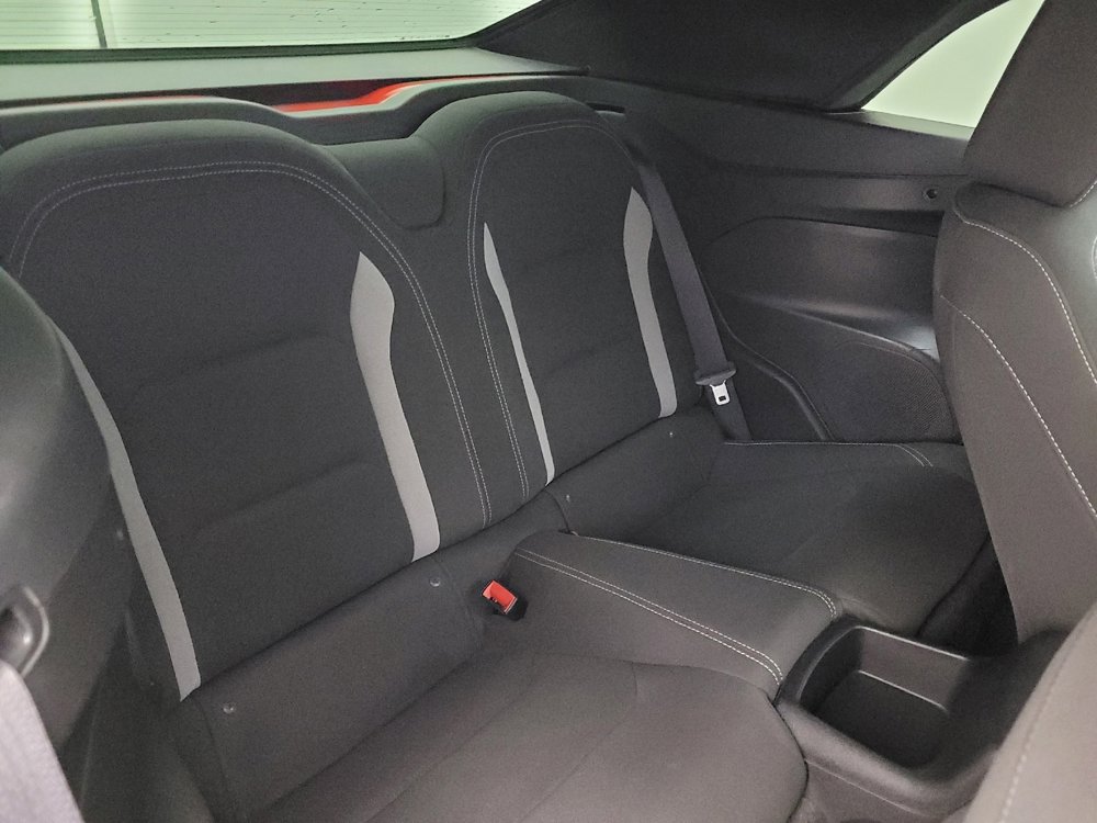 Used 2020 Chevrolet Camaro LT image 19