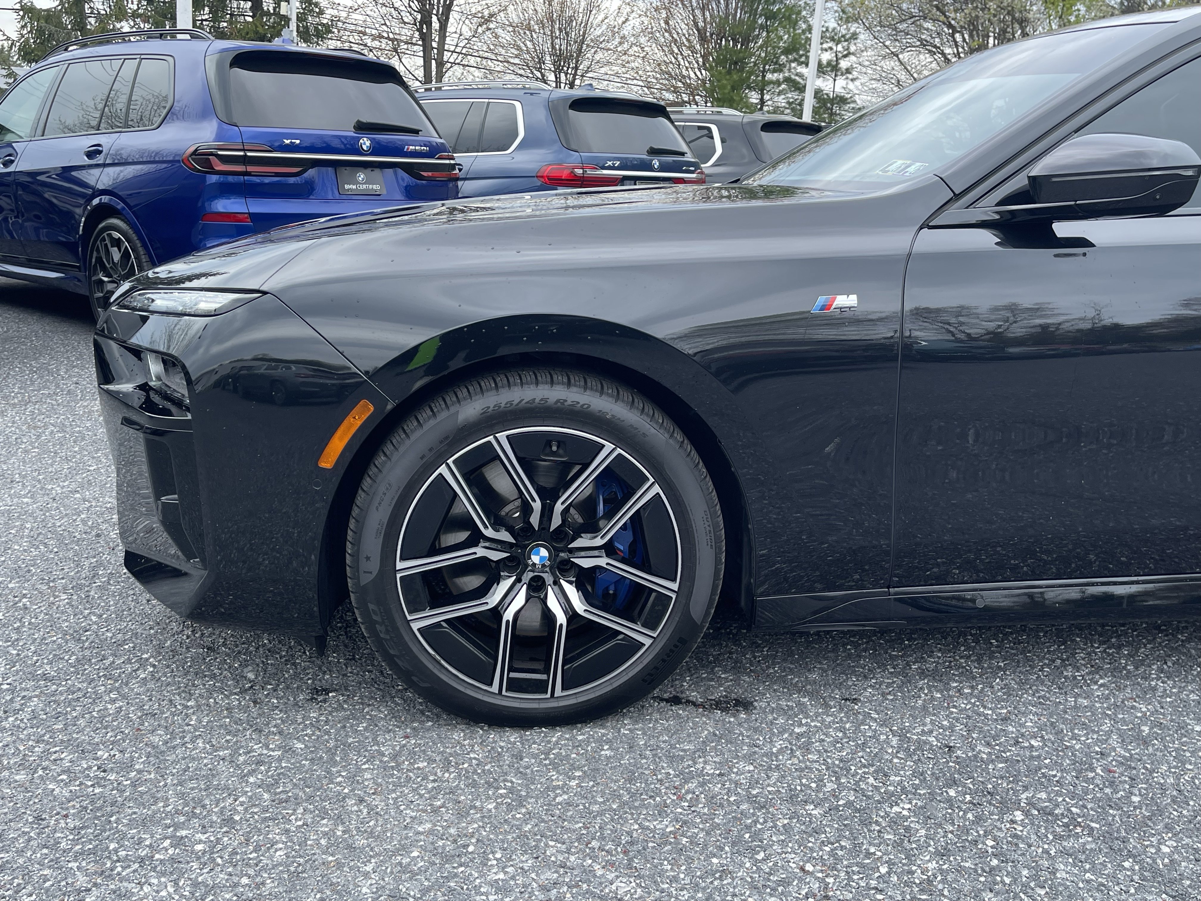 Certified 2025 BMW 760i xDrive w/ Executive Package image 4
