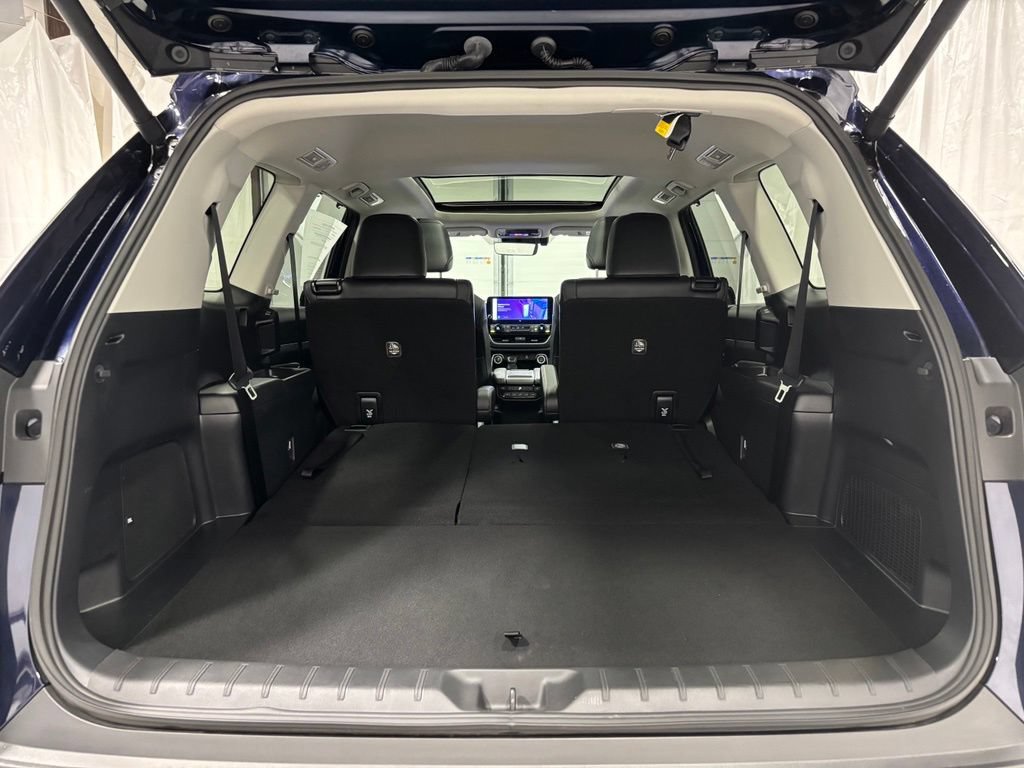 Used 2026 Toyota Grand Highlander AWD image 55