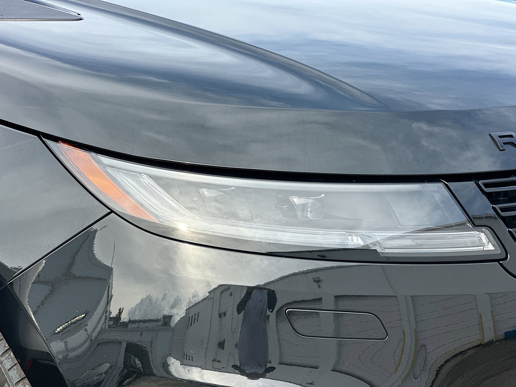 Used 2023 Land Rover Range Rover Sport SE image 31