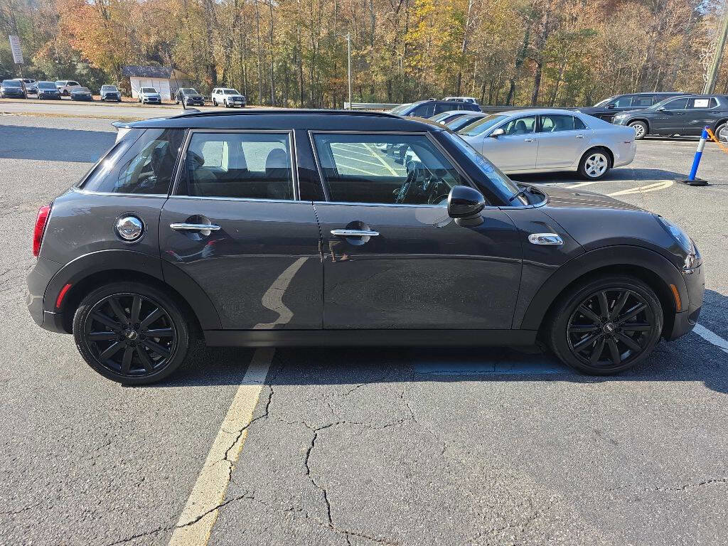 Used 2019 MINI Cooper S image 6