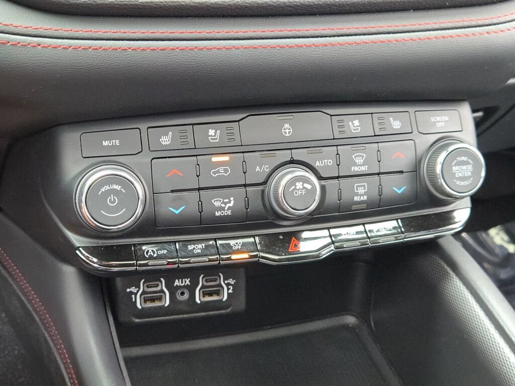 Certified 2024 Dodge Durango GT AWD/4WD image 12