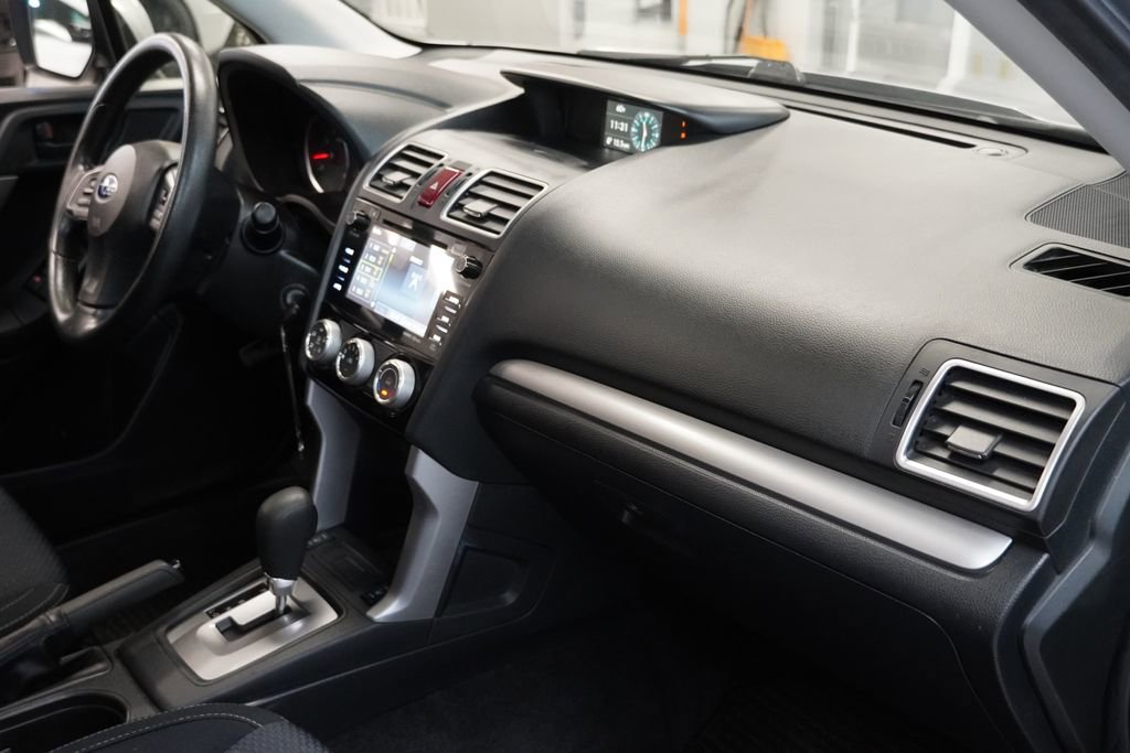 Used 2016 Subaru Forester 2.5i Premium w/ Popular Package #1 AWD/4WD image 29
