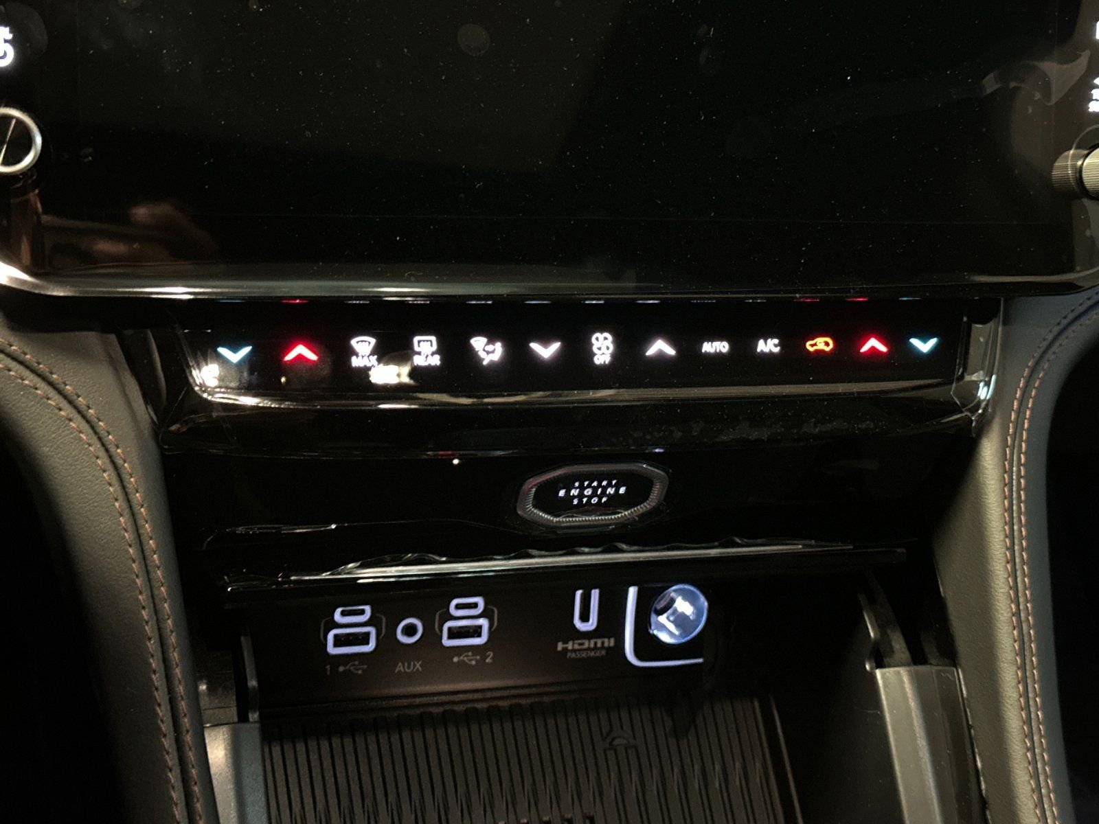 New 2026 Jeep Grand Cherokee Summit image 17