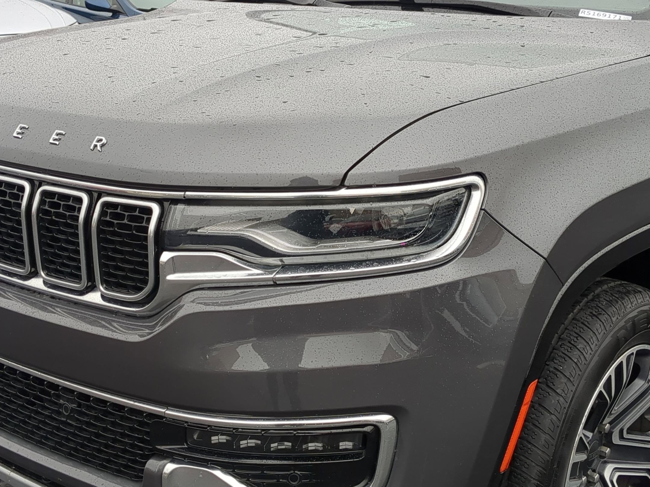 Used 2024 Jeep Wagoneer Series II image 12