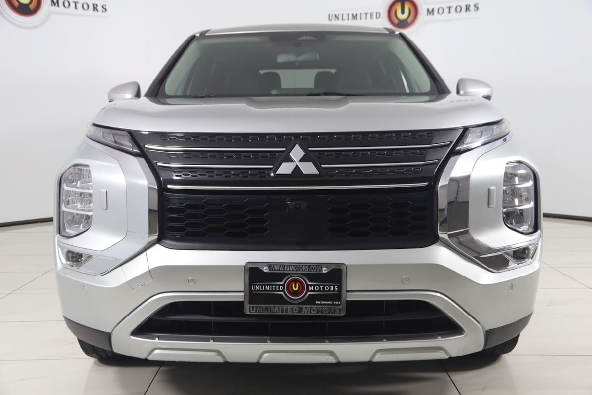 Used 2024 Mitsubishi Outlander SE AWD/4WD image 53