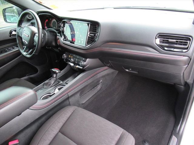 Certified 2025 Dodge Durango R/T w/ Blacktop Package image 13