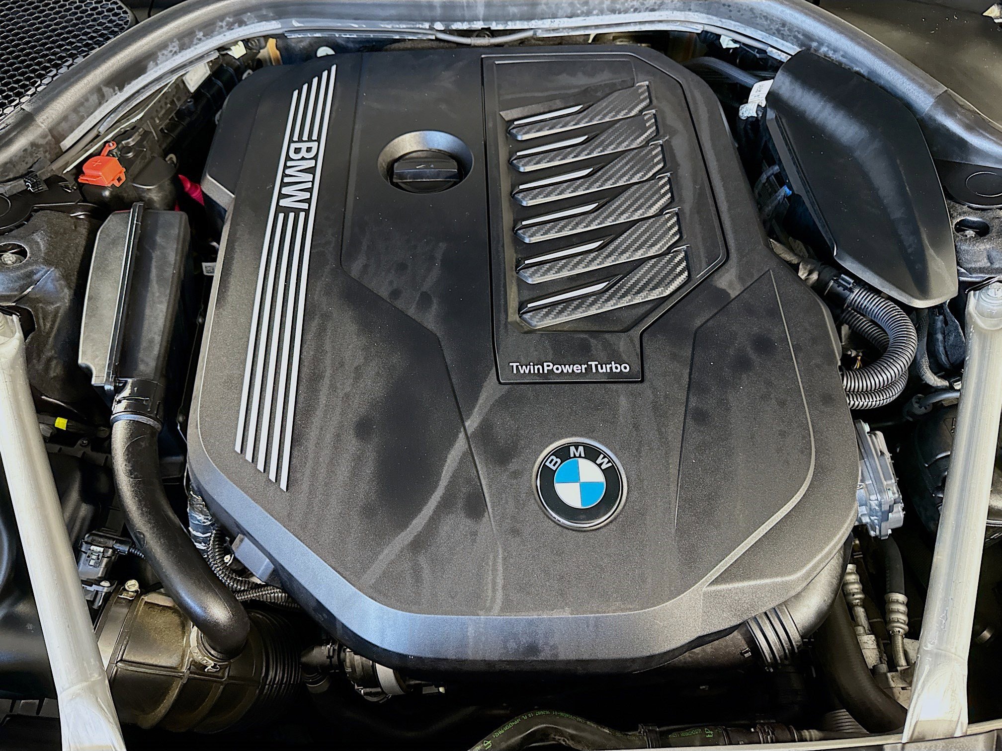 Used 2022 BMW 740i image 39