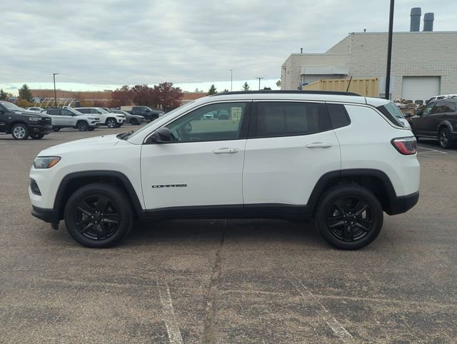 Certified 2022 Jeep Compass Latitude image 6