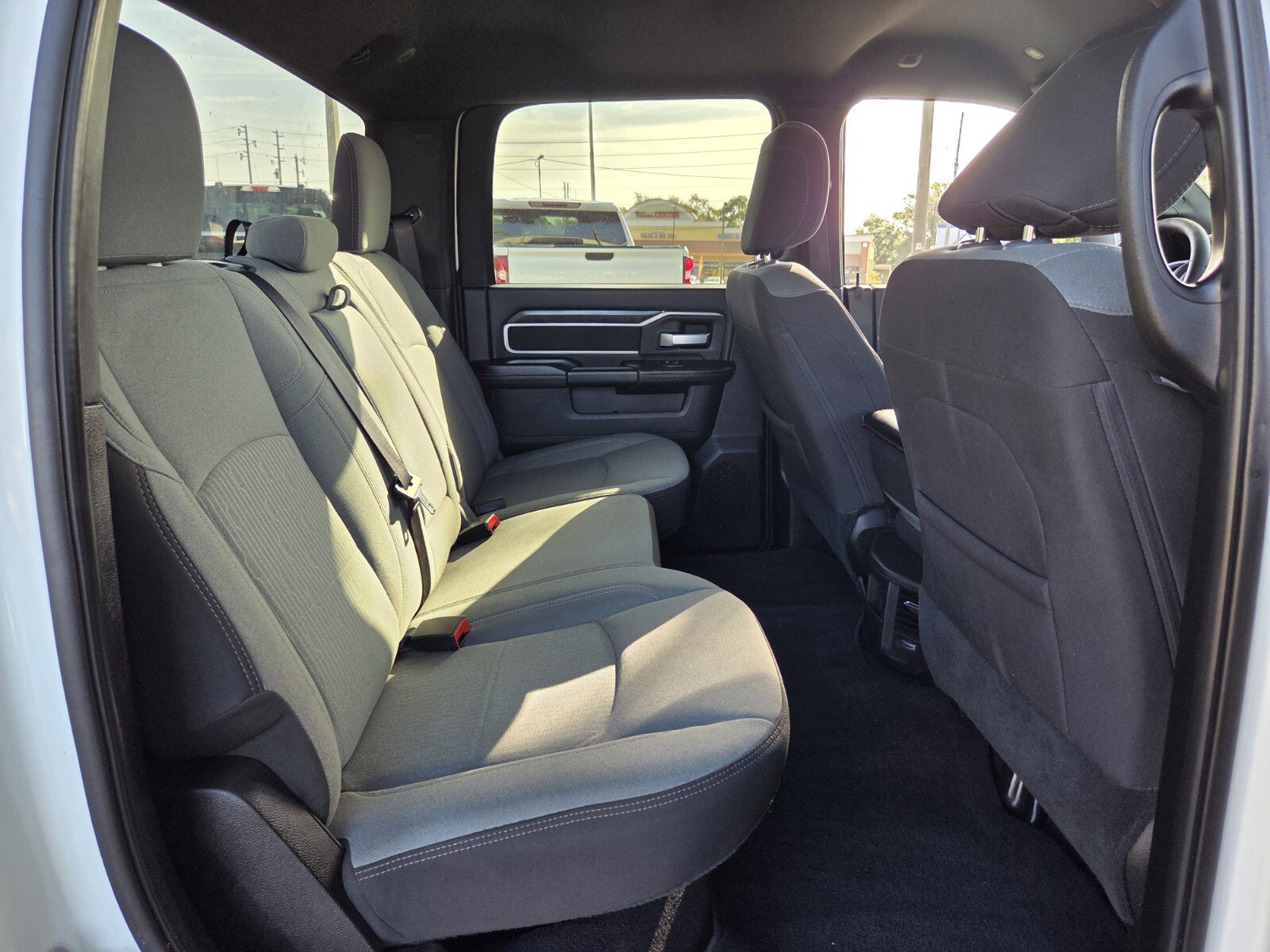 Used 2024 RAM 3500 Big Horn image 16