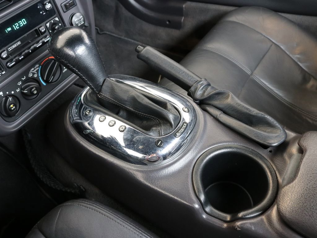 Used 2001 Chrysler Prowler RWD image 28