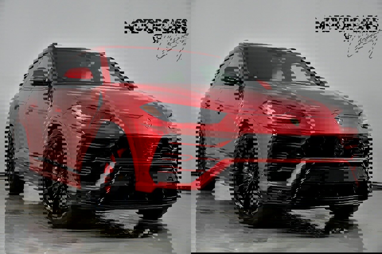 Used 2022 Lamborghini Urus AWD/4WD image 1