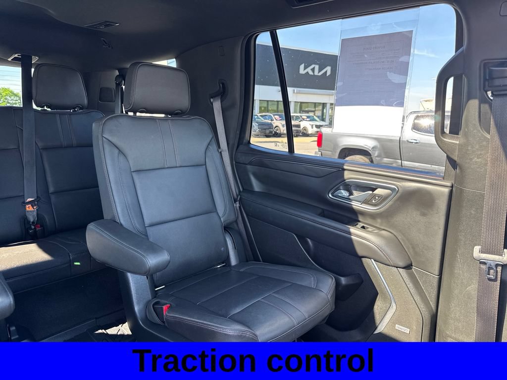 Used 2022 Chevrolet Tahoe RST w/ Luxury Package AWD/4WD image 15