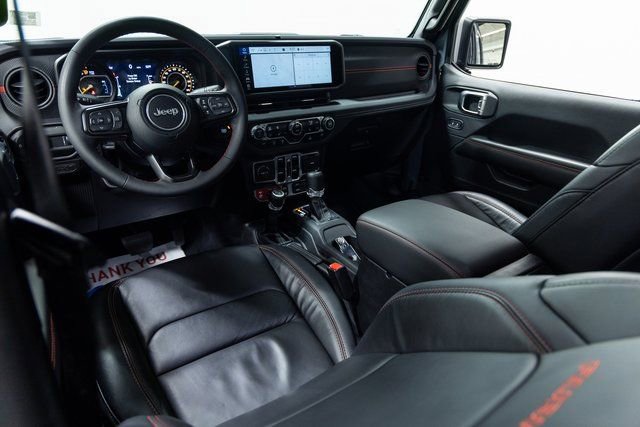 Used 2024 Jeep Gladiator Rubicon w/ Convenience Group image 19
