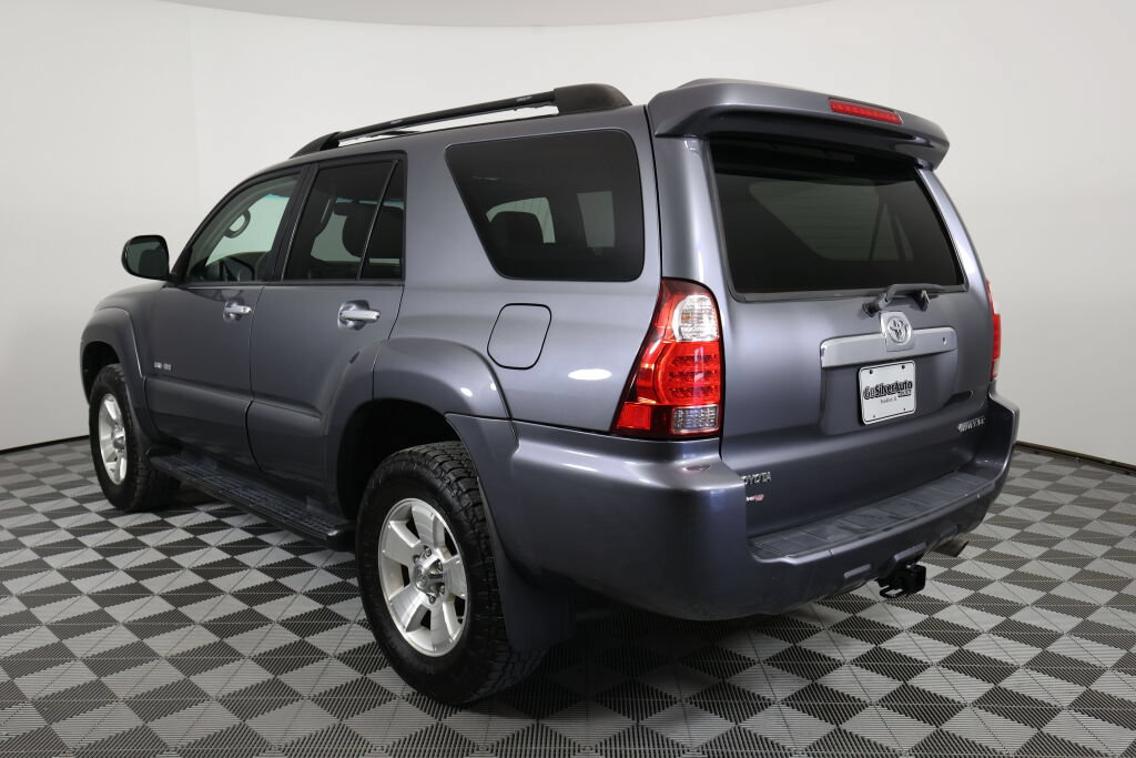 Used 2008 Toyota 4Runner SR5 AWD/4WD image 4
