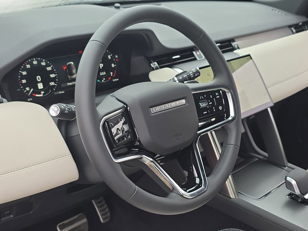New 2026 Land Rover Discovery Sport Landmark AWD/4WD image 16