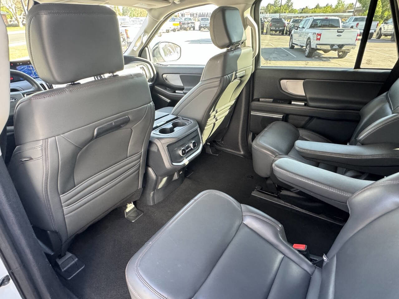 Used 2025 Ford Expedition Active AWD/4WD image 51