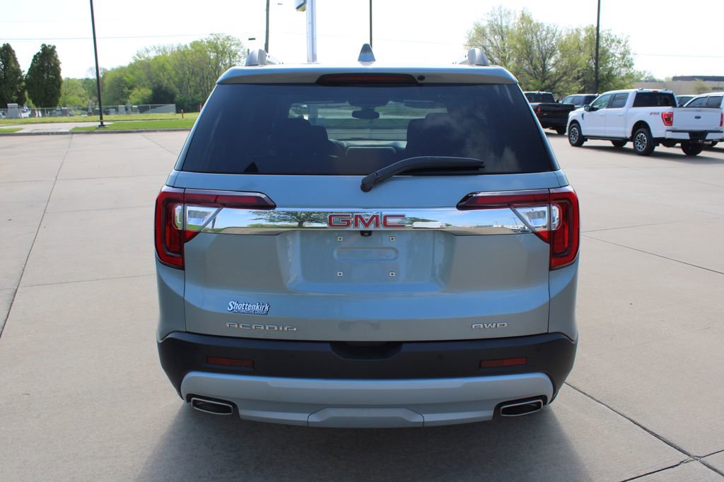 Used 2023 GMC Acadia SLE w/ Driver Convenience Package AWD/4WD image 16