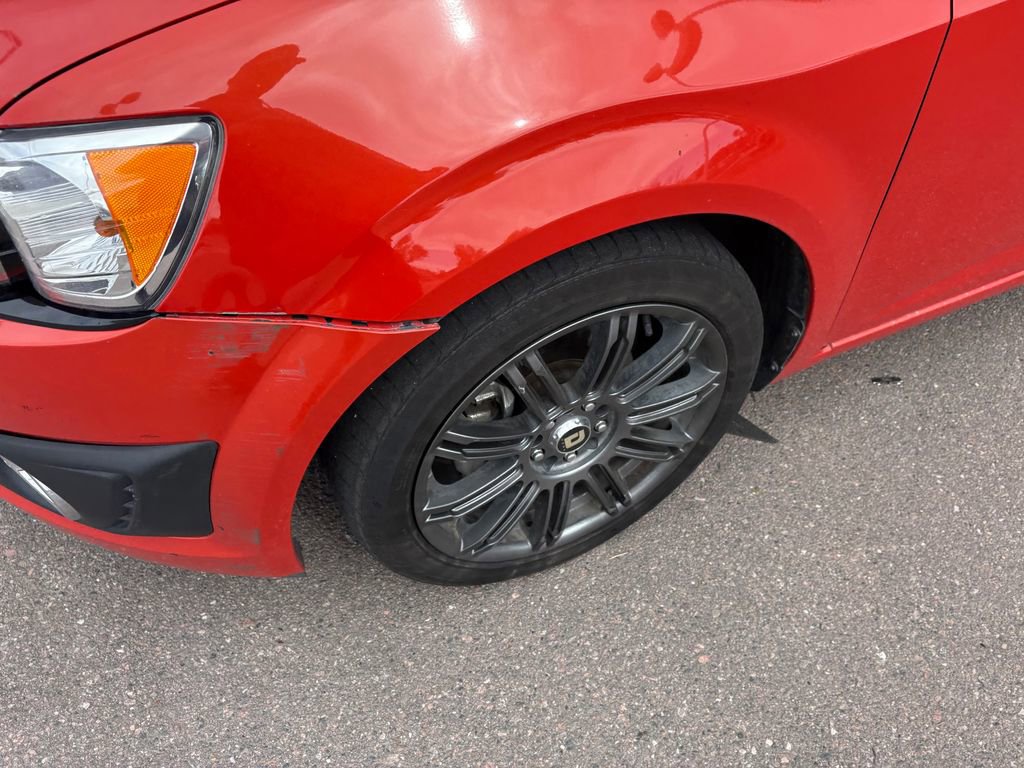 Used 2012 Chevrolet Sonic LTZ FWD image 10