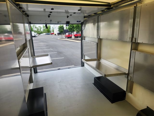 New 2024 Chevrolet Express 3500 w/ Power Convenience Package image 23