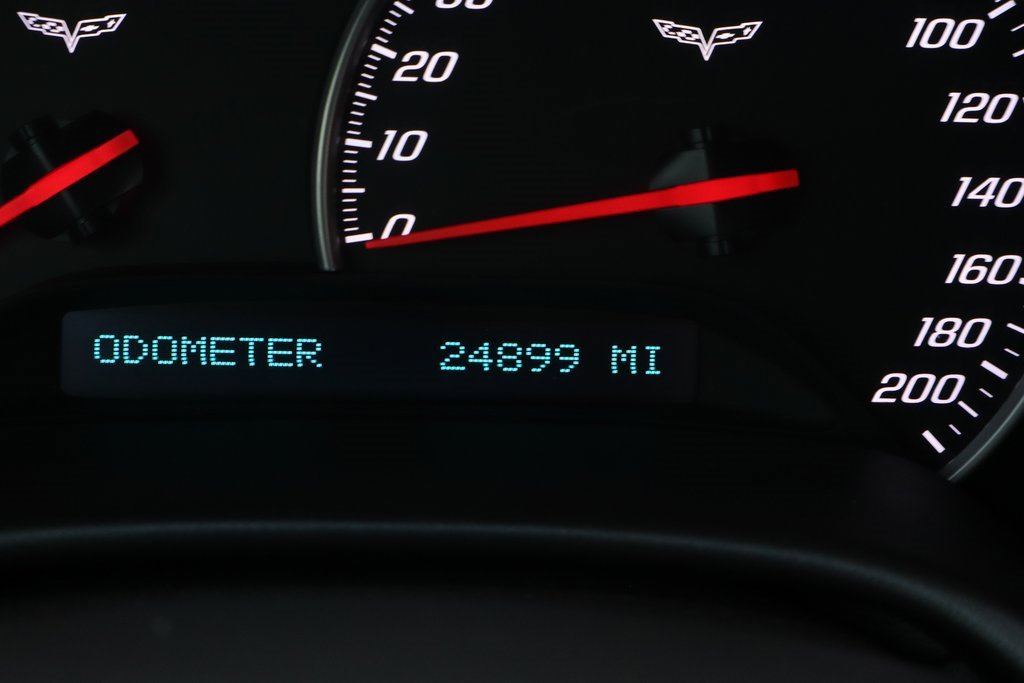 Used 2005 Chevrolet Corvette Coupe w/ Preferred Equipment Group image 27