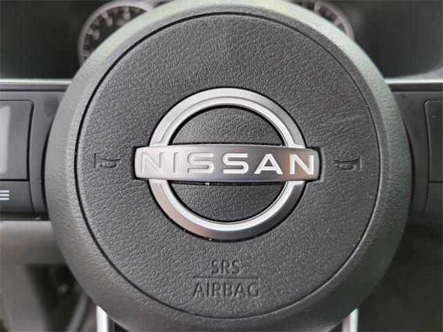 Used 2025 Nissan Pathfinder SV image 28