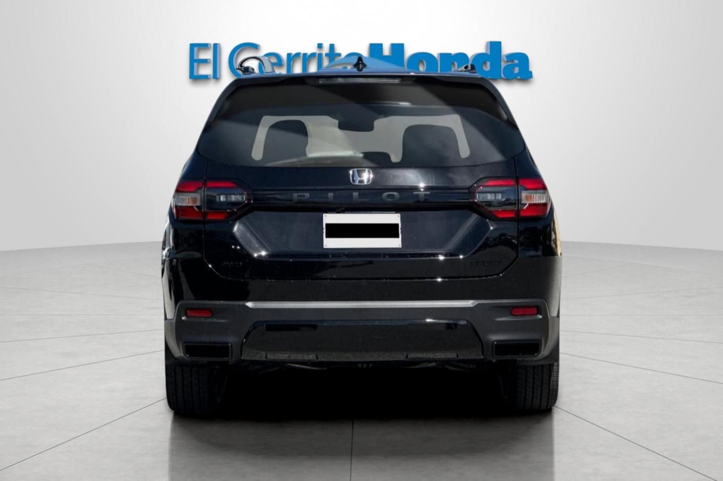 New 2026 Honda Pilot Sport image 4
