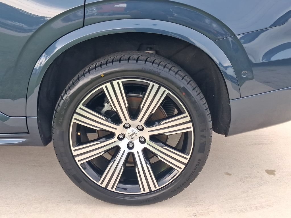 Used 2025 Volvo XC90 T8 Ultra w/ Lounge Package AWD/4WD image 4