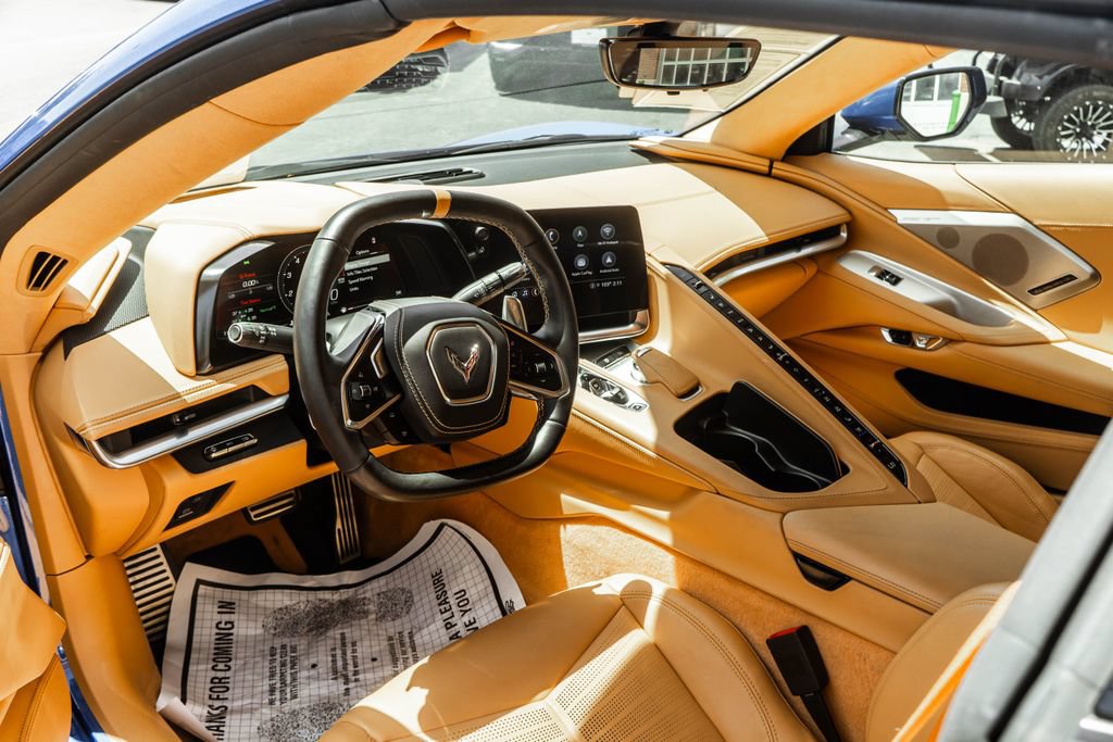 Used 2022 Chevrolet Corvette Stingray Premium Cpe w/ Z51 Performance Package RWD image 8