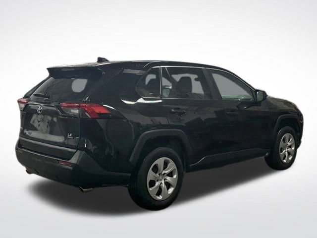 Used 2024 Toyota RAV4 LE image 5