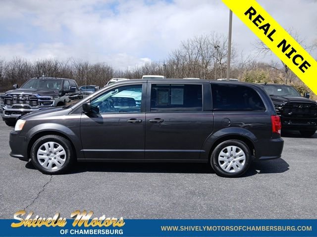 Used 2019 Dodge Grand Caravan SE w/ UConnect Hands-Free Group FWD image 3