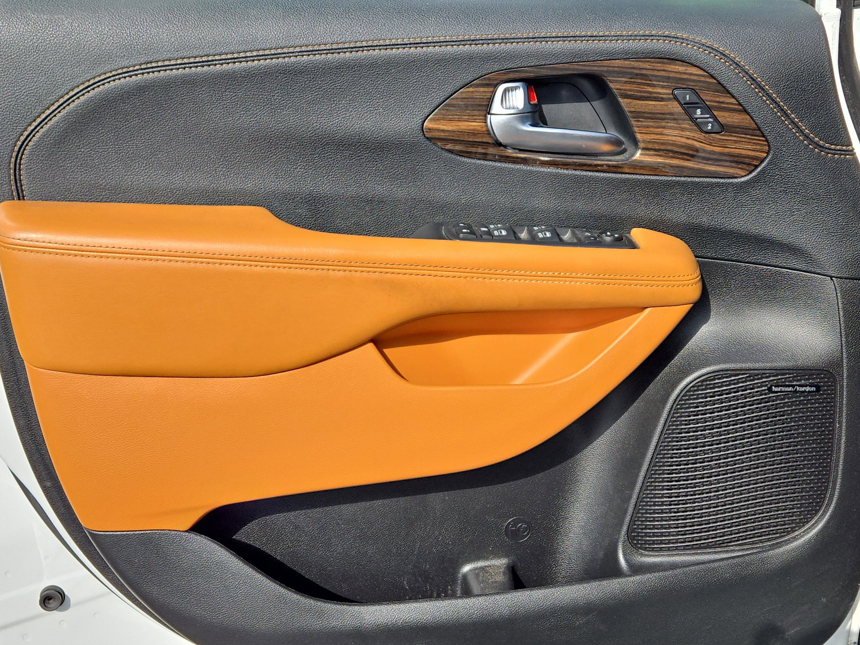 Used 2021 Chrysler Pacifica Pinnacle image 14