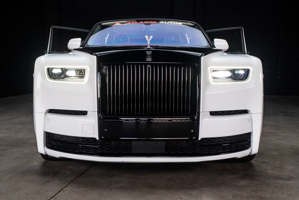 Used 2019 Rolls-Royce Phantom Sedan RWD image 4
