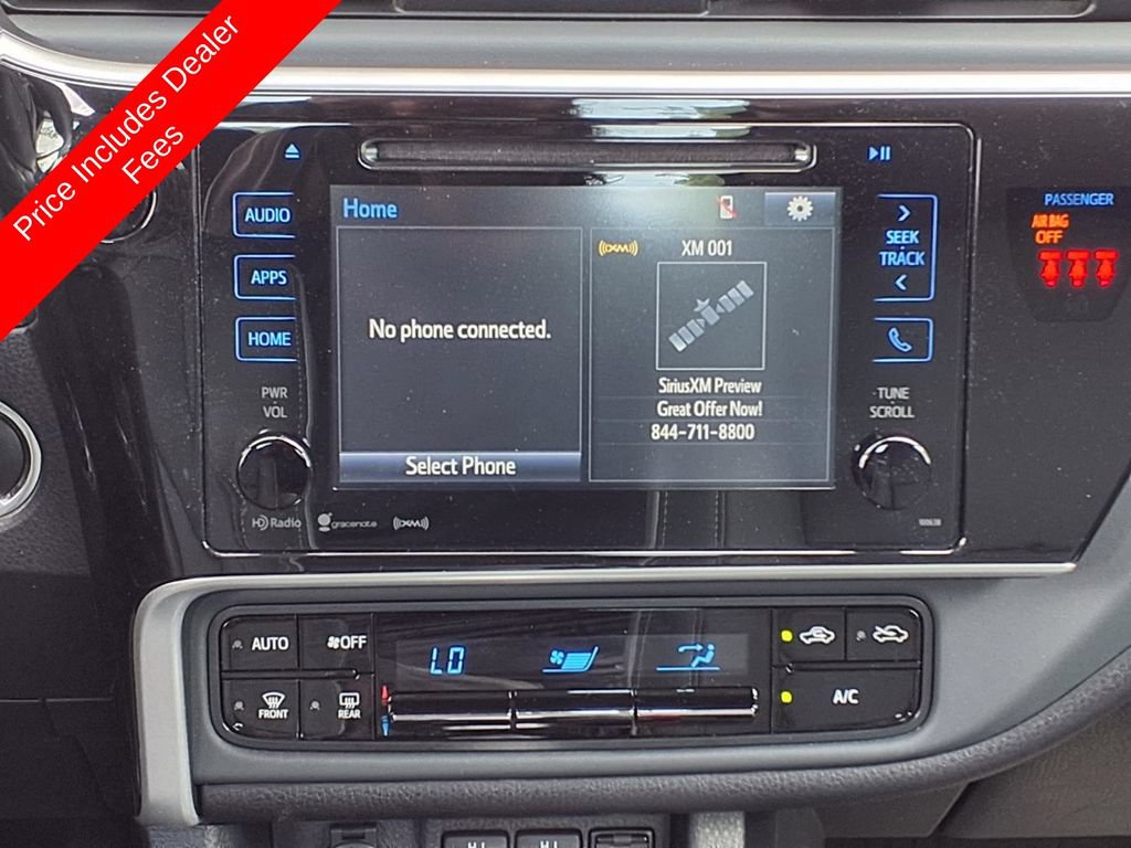 Used 2018 Toyota Corolla XLE FWD image 19