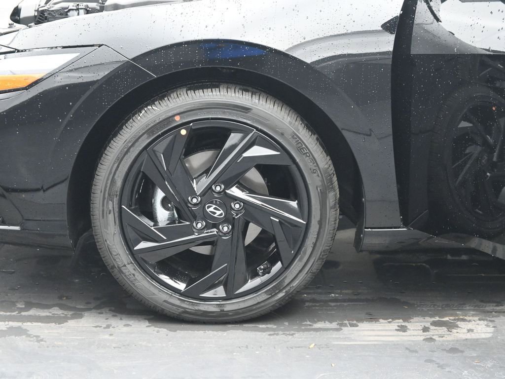 Used 2026 Hyundai Elantra SEL Sport Premium FWD image 36