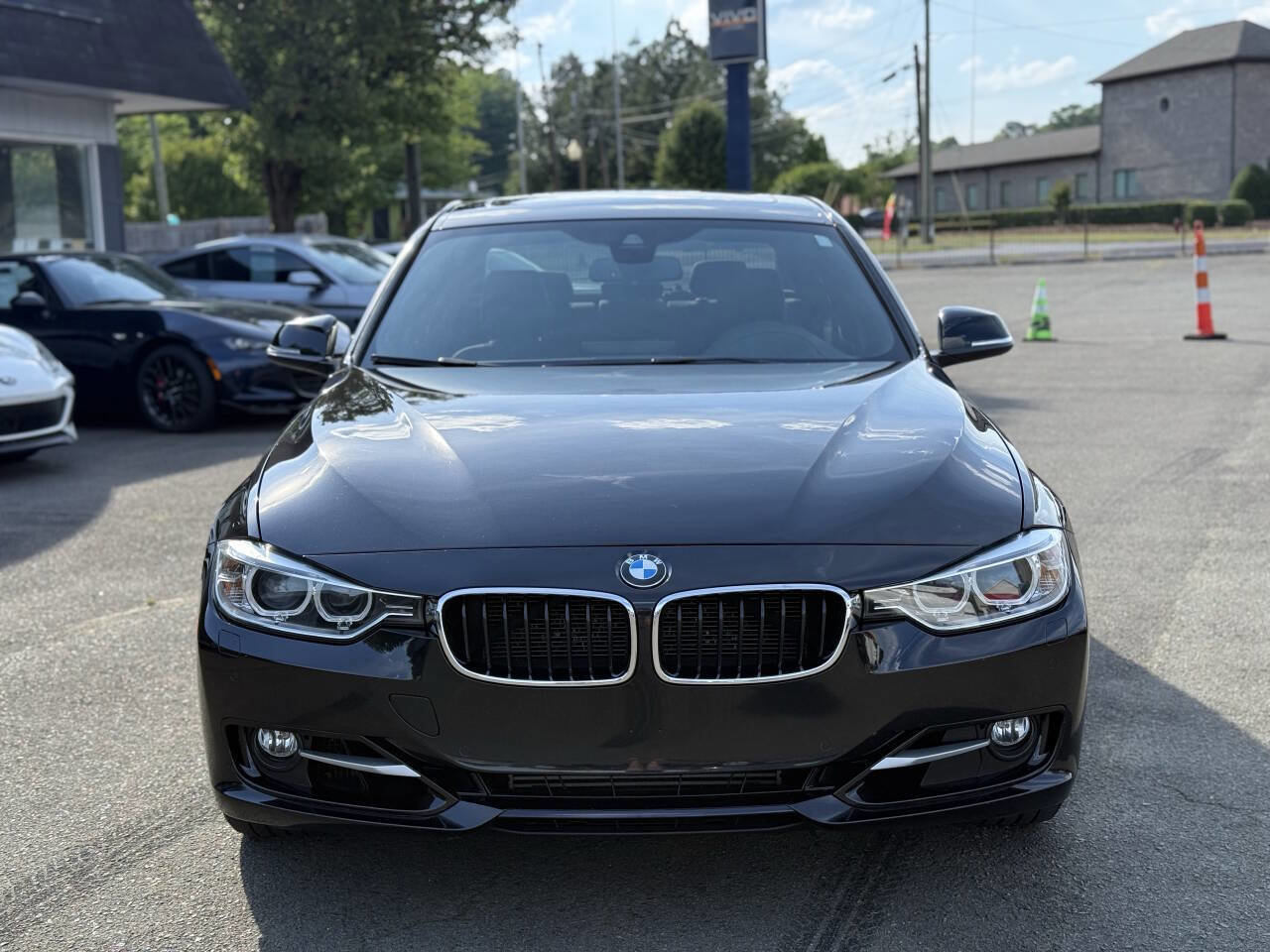 Used 2012 BMW 335i Sedan RWD image 4