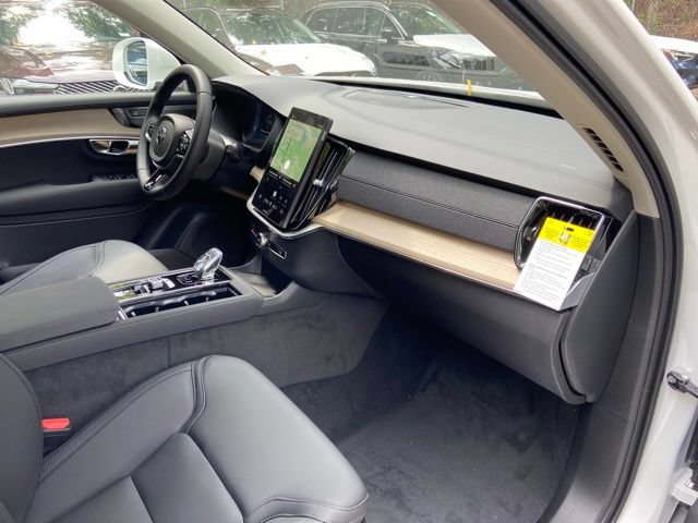 New 2027 Volvo XC90 B6 Plus AWD/4WD image 19