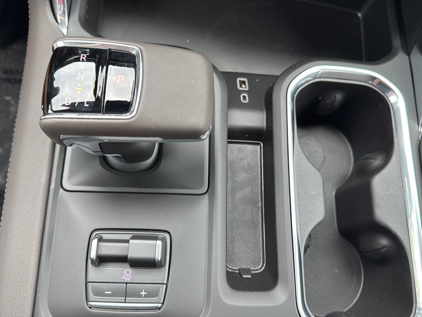 New 2026 GMC Sierra 1500 Denali w/ Denali Reserve Package AWD/4WD image 15
