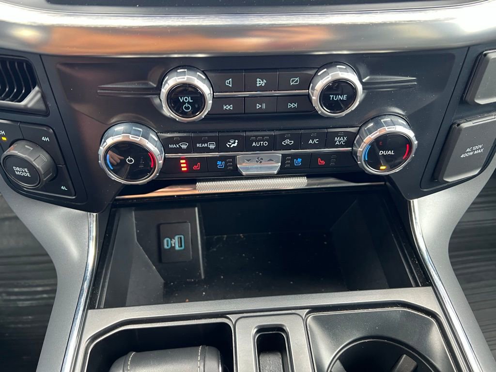 Used 2023 Ford F150 Lariat image 31